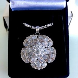 Fashion jewelry silver flower necklace